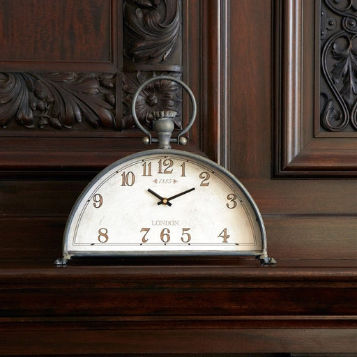 Signature HomeStyles Decorative Accents Antique Style Mantle Clock