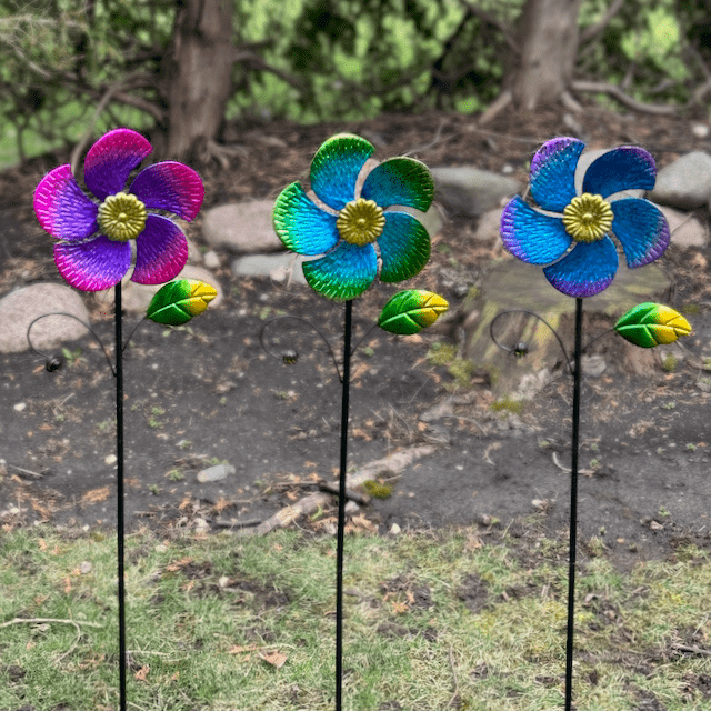 Signature HomeStyles Garden Decor Metal Flower Wind Spinner