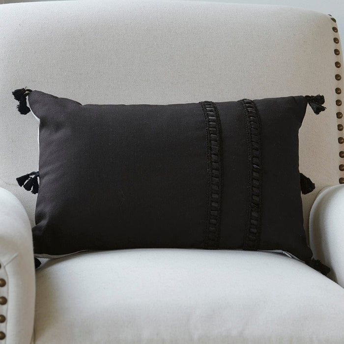 Signature HomeStyles Pillow Covers Corner Tassel 18" Pillow Cover