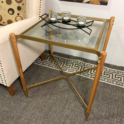 Signature Homestyles Tables Sophia End Table